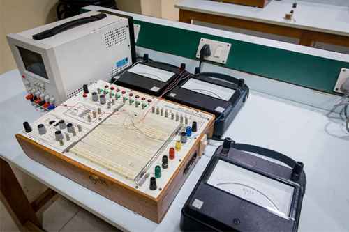 Analog and Digital Electronics Lab